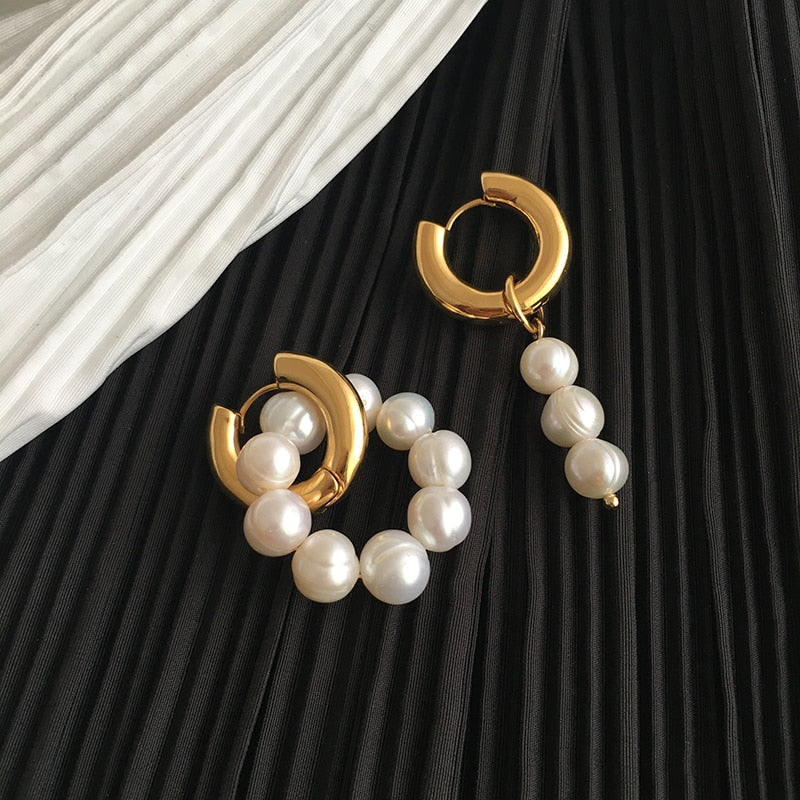 Pendientes Asimétricos de Perlas en Oro y Plata